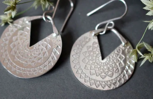 Sol Inca, aretes astro prehispánico en plata