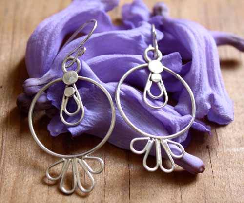 Sol tolteca, aretes prehispánicos en plata