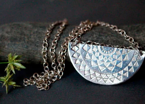 Sol tribal, collar astro inca en plata
