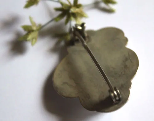 Sueño de una noche de verano, broche ensueño en color en plata y ópalo de fuego