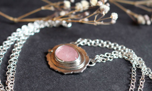 Supernova zafiro, collar de astronomía en plata, oro y zafiro rosa