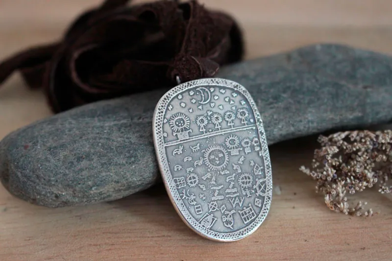 Tambor chamánico, collar sami escandinavo en plata