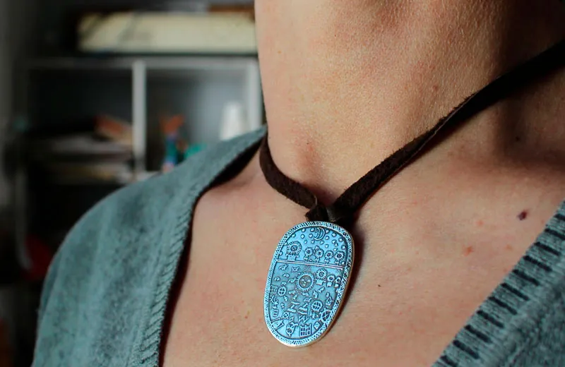 Tambor chamánico, collar sami escandinavo en plata