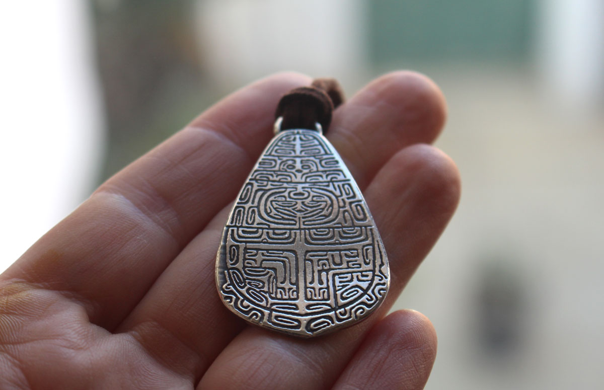 Tapa, collar de arte polinesio en plata