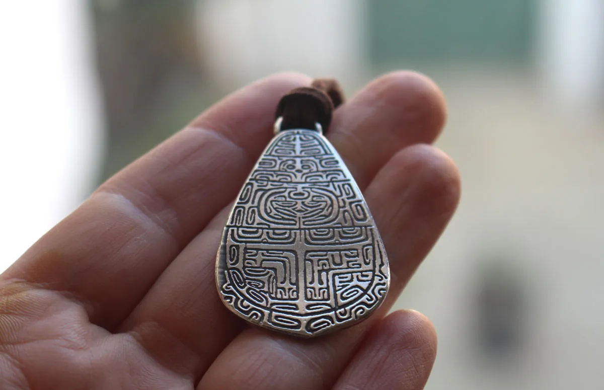 Tapa, collar de arte polinesio en plata