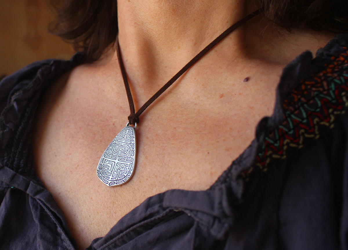 Tapa, collar de arte polinesio en plata