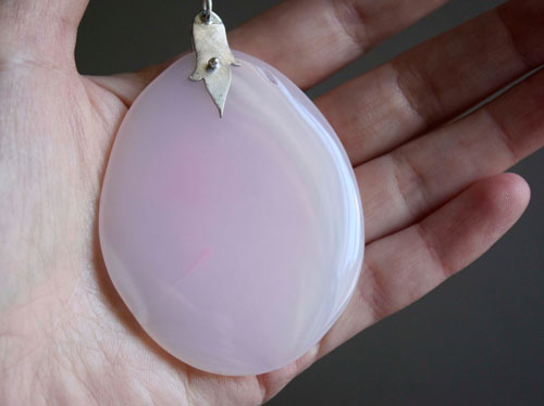 Tea rose, botanical pendant in sterling silver and rose quartz