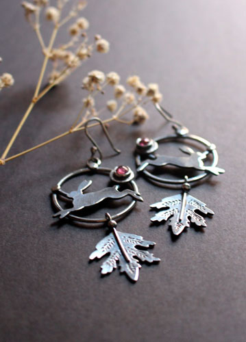 The hare of dawn, rustic earrings in silver and pink tourmaline