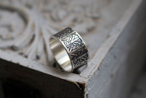 The lily of Mucha, Art Nouveau flower ring in sterling silver