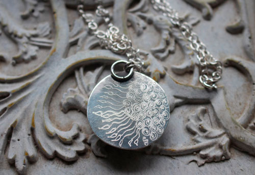 The secret of the pond, Arthurian legend necklace in silver and chrysoprase
