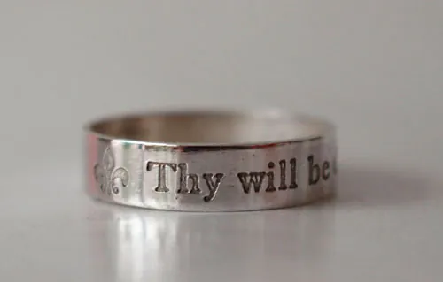 Thy will be done, anillo de aliento y espiritualidad en plata