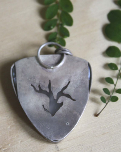 Tierra de hielo, dije paisaje de banquisa en plata y ágata musgosa