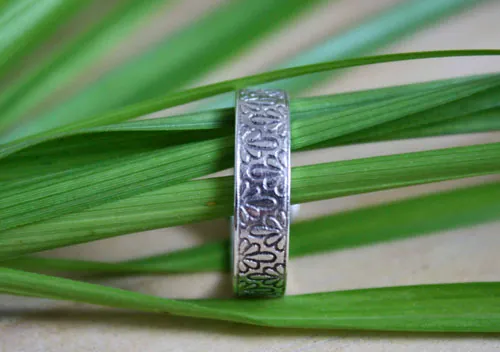 Tranquilidad, anillo flor de hortensia en plata