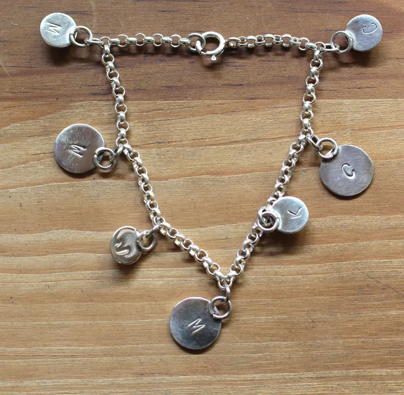 Tribu, pulsera familia en plata, amatista, alejandrita, piedra de luna y ónix