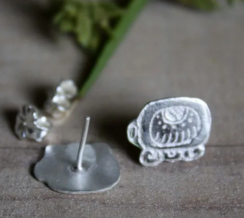 Tzolkin, aretes tipo broquel del calendario maya en plata
