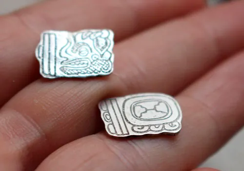 Tzolkin Haab, aretes tipo broquel del calendario maya en plata