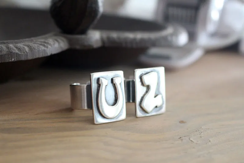 U2, anillo logotipo del álbum Achtung Baby en plata