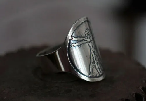Vitruvio, anillo de hombre de Vitruvio de Leonardo da Vinci en plata