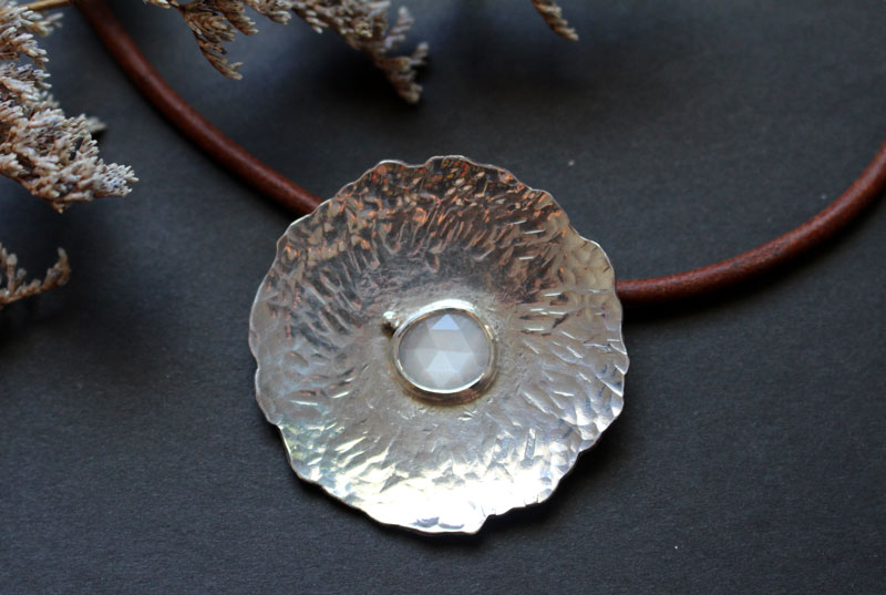 Water lily under the moon, lotus leaf necklace in silver and moonstone