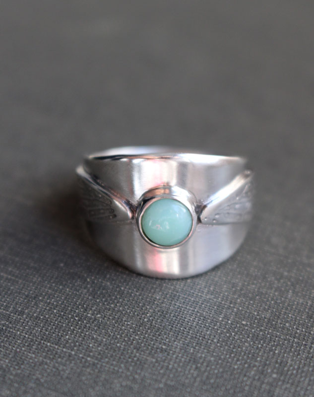 Wingbeats, Harry Potter golden snitch ring in silver and chrysoprase