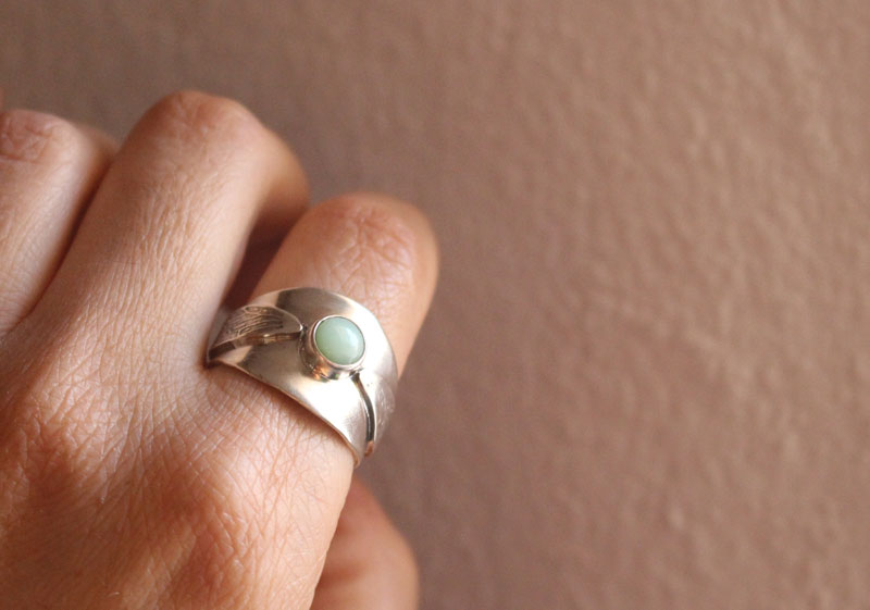 Wingbeats, Harry Potter golden snitch ring in silver and chrysoprase