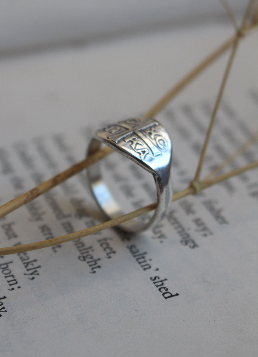XC IC NIKA, anillo cristiano en plata