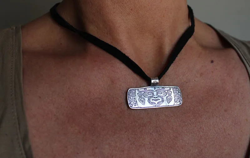 Xochipilli, collar tambor azteca en plata