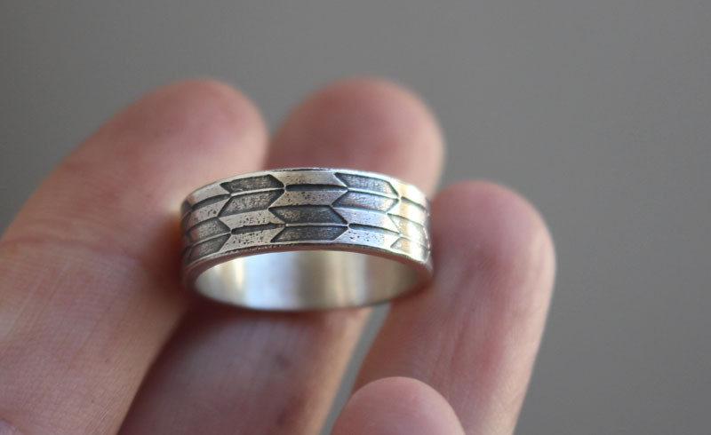 Yagasuri, anillo flecha japonesa en plata