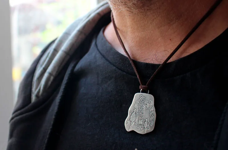 Yahwera, collar maestro animal amerindio en plata