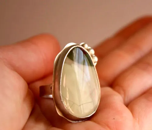 Yanagi, anillo mar meditativo en plata y jaspe Willow Creek