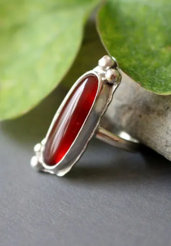 Zéphyrine, anillo con piedra a elegir en plata, ónix, ojo de tigre, howlita, ágata roja o ágata verde