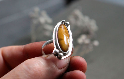 Zephyrine, sterling silver ring with a gemstone of your choice: onyx, tiger eye, howlite, red agate or green agate